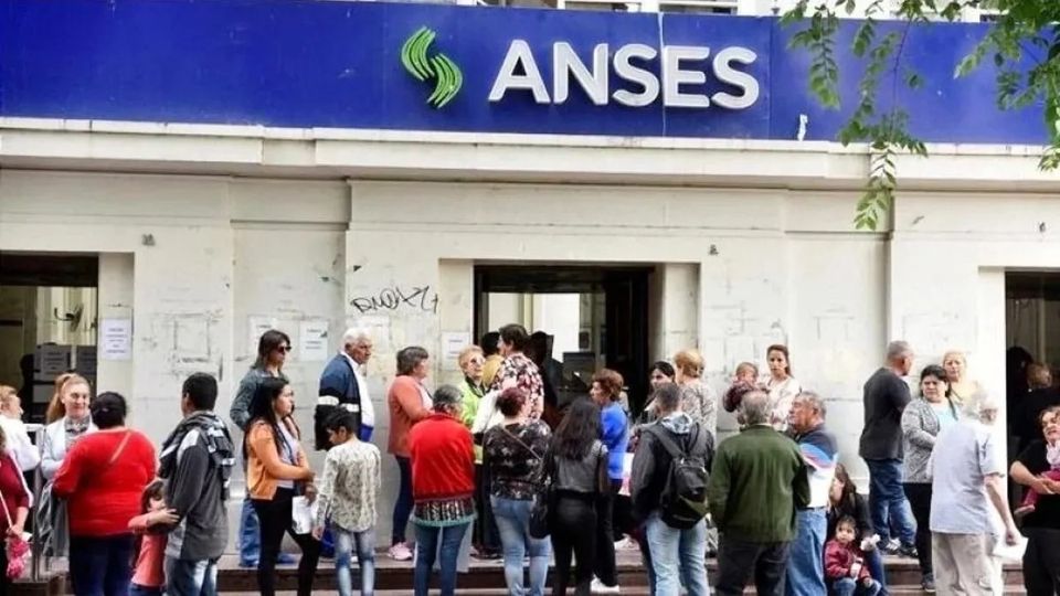 ¡Acá no labura nadie! El modelo K para encubrir el desempleo y una salida posible
