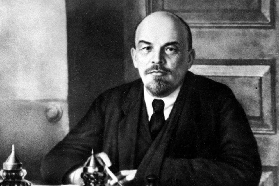 La diplomacia socialista y el comercio mundial